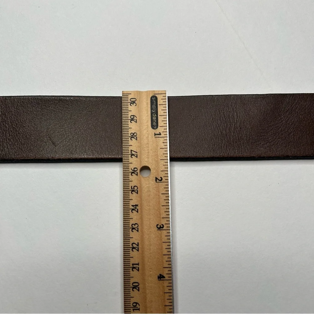 Old Navy Brown Men's SZ S Leather Belt Western Country Timeless Everyday Casual
